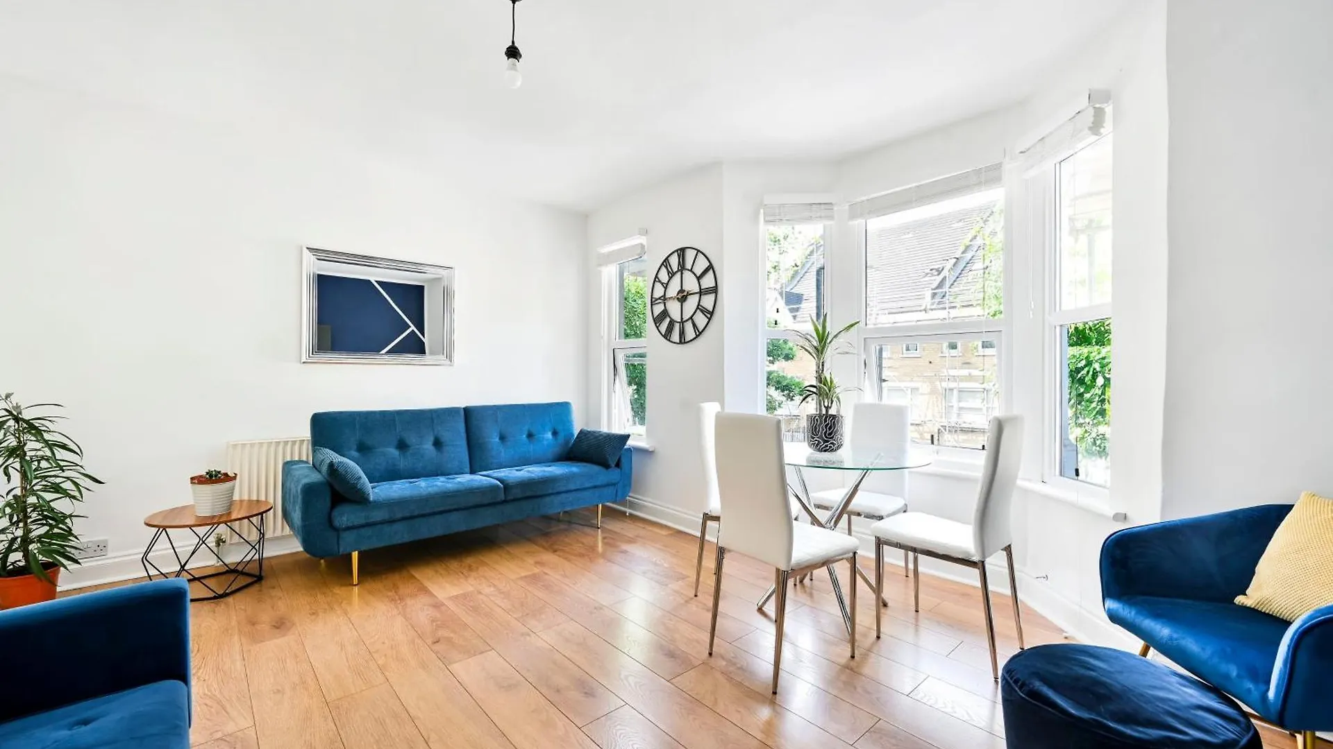 شقة 2-Bed, Sleeps 8 In Leyton E10, Near Stratford لندن المملكة المتحدة